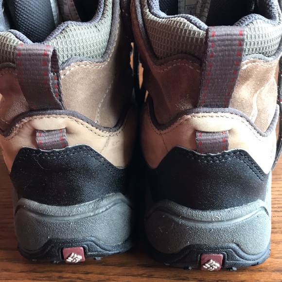 Columbia tan suede Omni-tech insulated hiking boots worn once 21.5 cm EUC - Picture 3 of 9